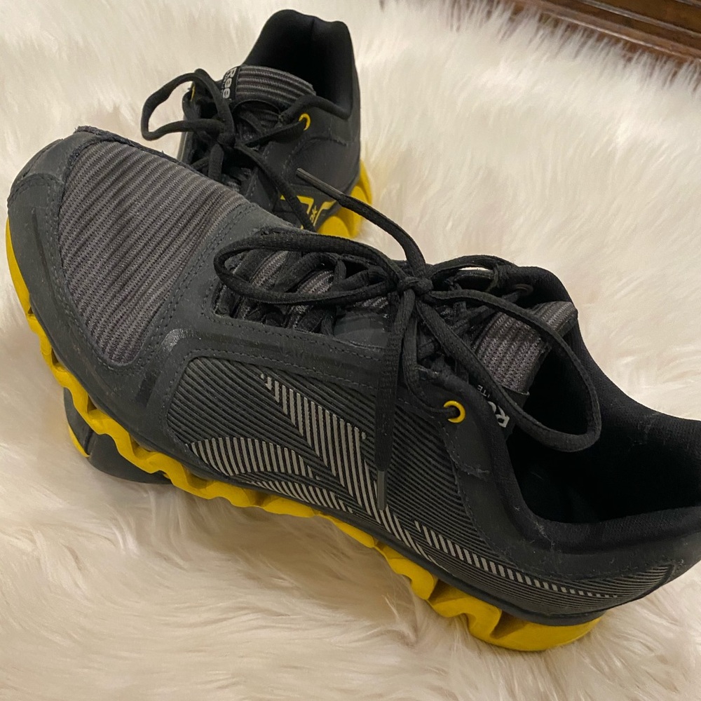 Reebok tennis shoes